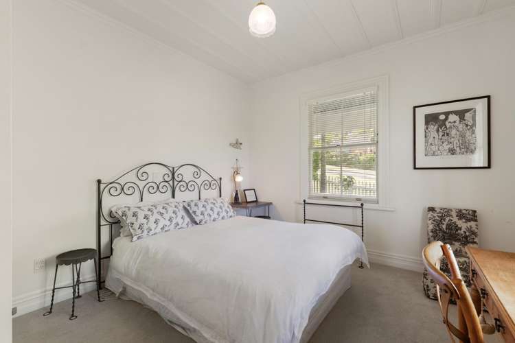 707 Sealey Street Thames_17