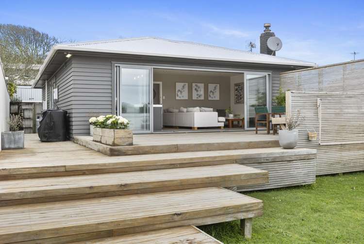 77 Pohutukawa Place_0