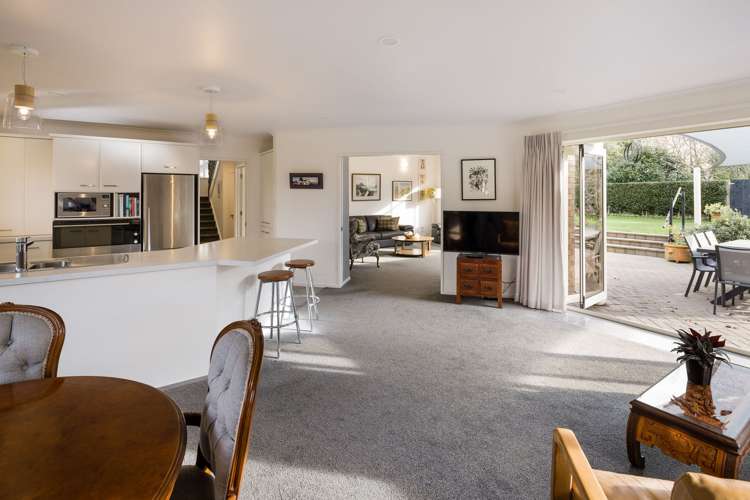 10 Helmsdale Court Huntington_7