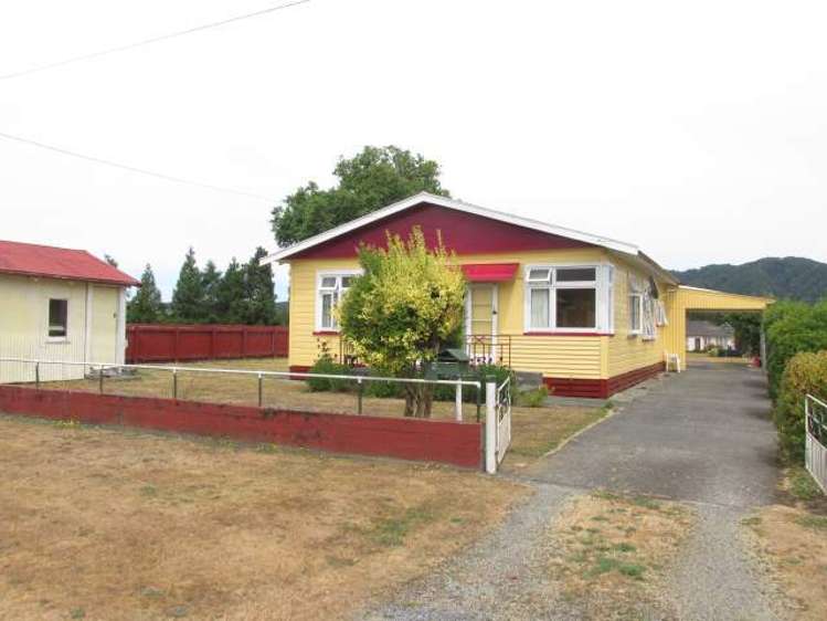 6 Crampton Road Reefton_21