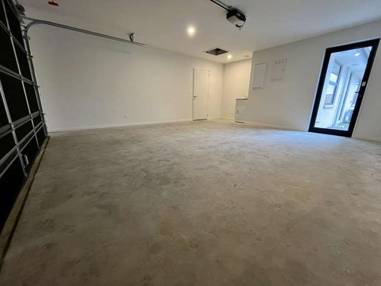 130 Jean Archie Drive 11103_18