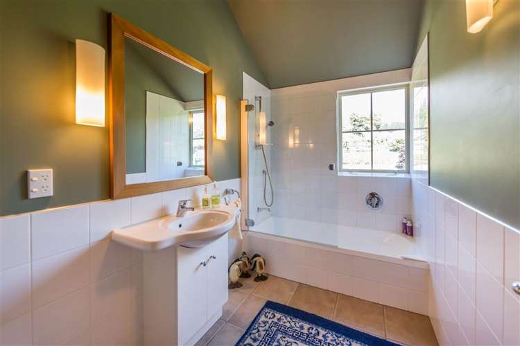 262 Wainui Main Road French Farm_9