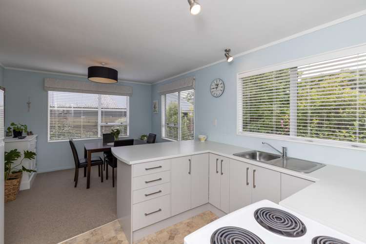 20 Menin Road Raumati South_9