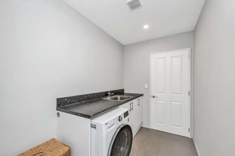 245 Southfield Drive Lincoln_19