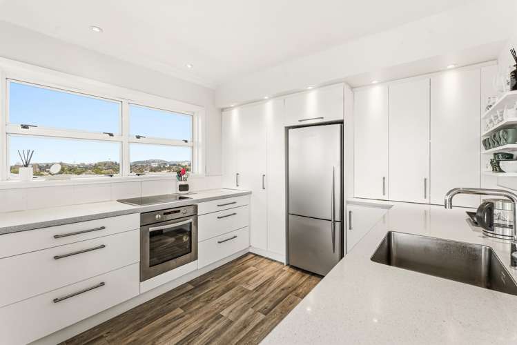 30 Rutherford Street Otumoetai_14