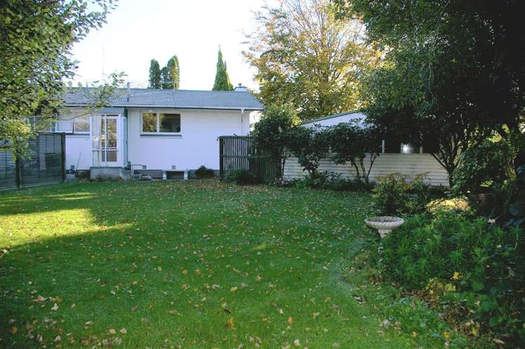 8 Neave Place Hillmorton_11