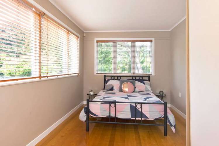 94 Woodlands Park Road Titirangi_12