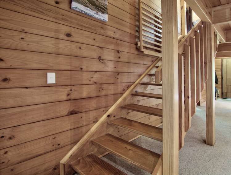 37 Longfellow Parade Glen Eden_14