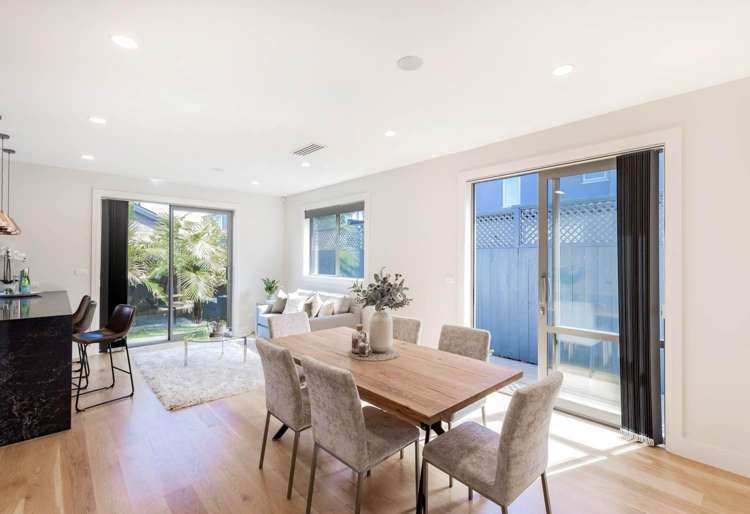 32A Queen Mary Avenue Epsom_17