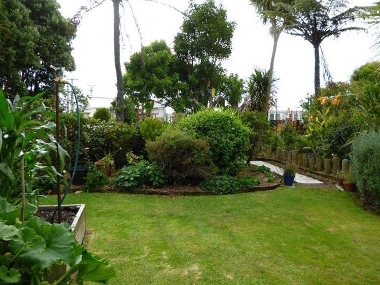 5 Whitcombe Road Opunake_19