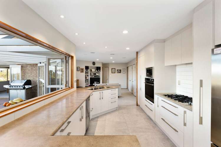111 Grovenor Drive Orewa_6