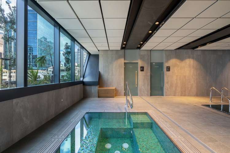 2005/10 Commerce Street 10015_17