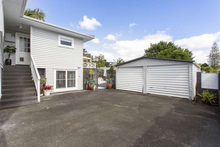 45 Golf Road New Lynn_15