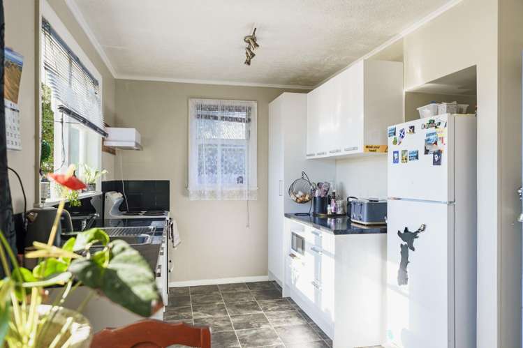 18 Wyatt Avenue Onekawa_4