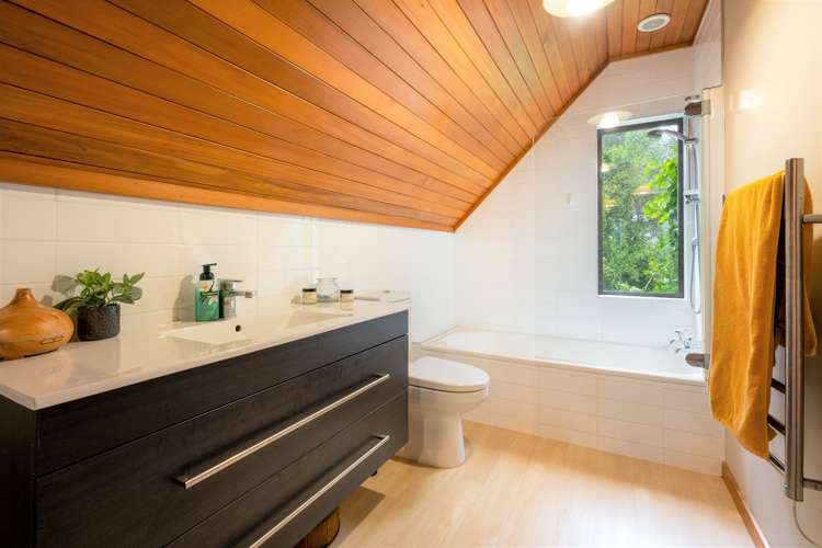 15 Robin Lane Saint Leonards_14