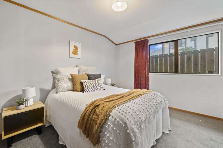 15 Maywood Grove Churton Park_11