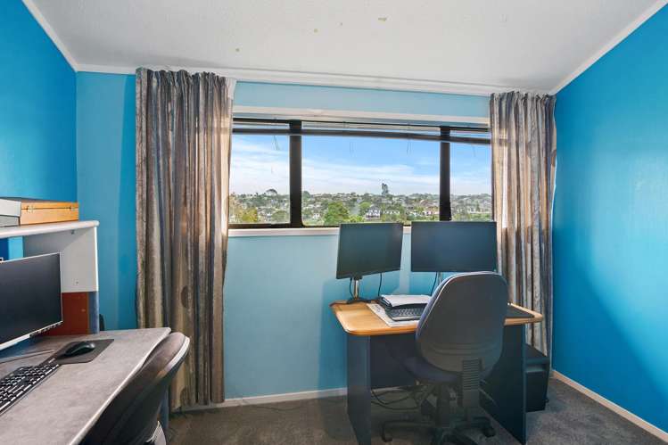 2/58 Glencoe Road Browns Bay_13