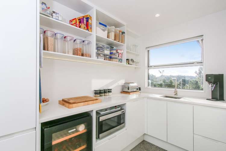 1233 East Coast Road Redvale_6