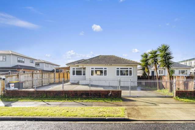 Spacious Family Home in Papatoetoe
