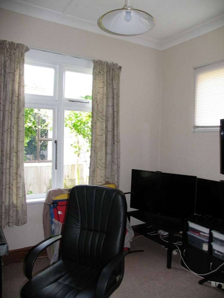 7 Crest Street Tainui_8