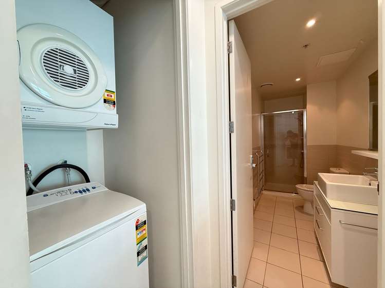 30 Beach Road Auckland Central_7