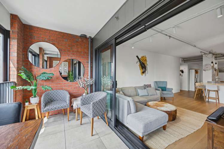 414/59 France Street South_2