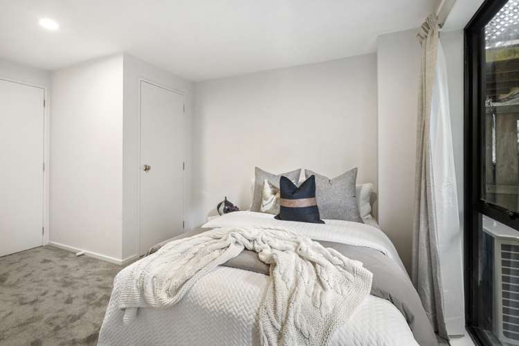 27/22a Willcott Street Mount Albert_8