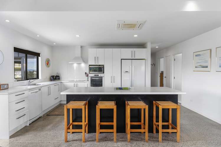 203 The Drive Whangamata_5