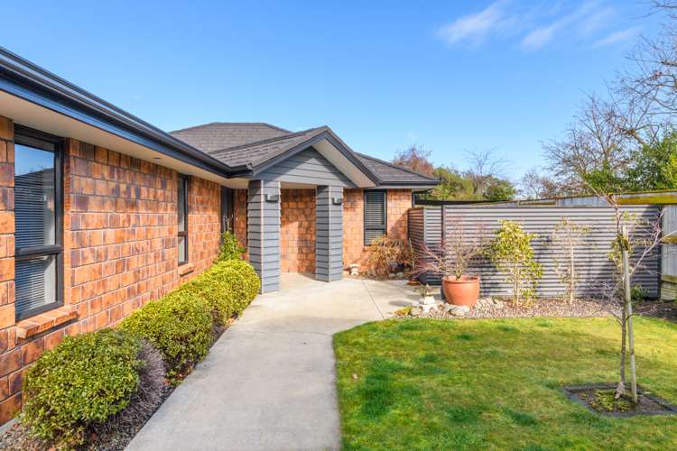 44 Chestnut Close Kelvin Grove_23