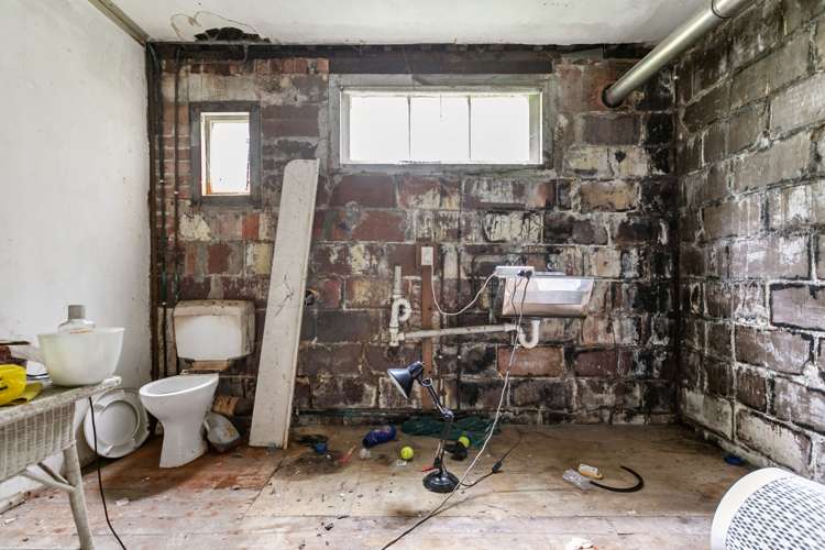 66 Pleasant Road Glen Eden_15