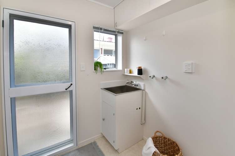 8 Manuka Street Orewa_17