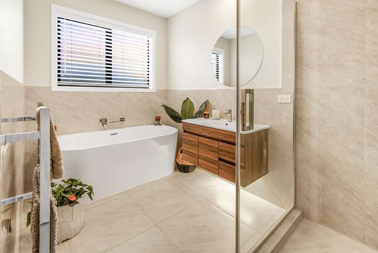 10 Kapua Crescent Rototuna North_12