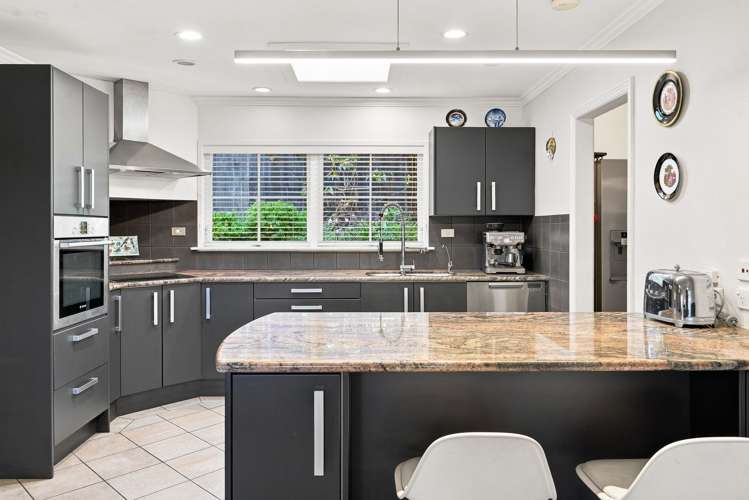199 Chelsea View Drive Chatswood_13