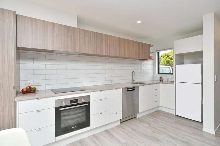 1/27 Winton Street_2