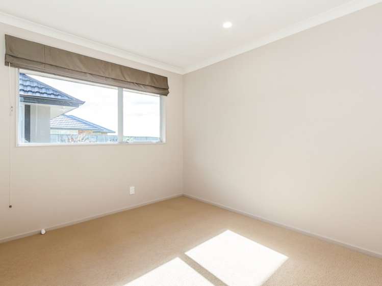 139 Pacific Drive Fitzherbert_12