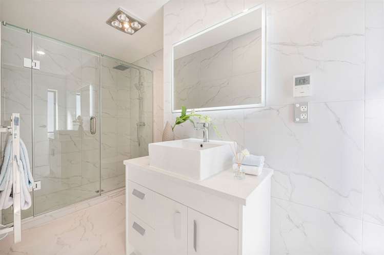 2 Cloonlyon Drive Flat Bush_19