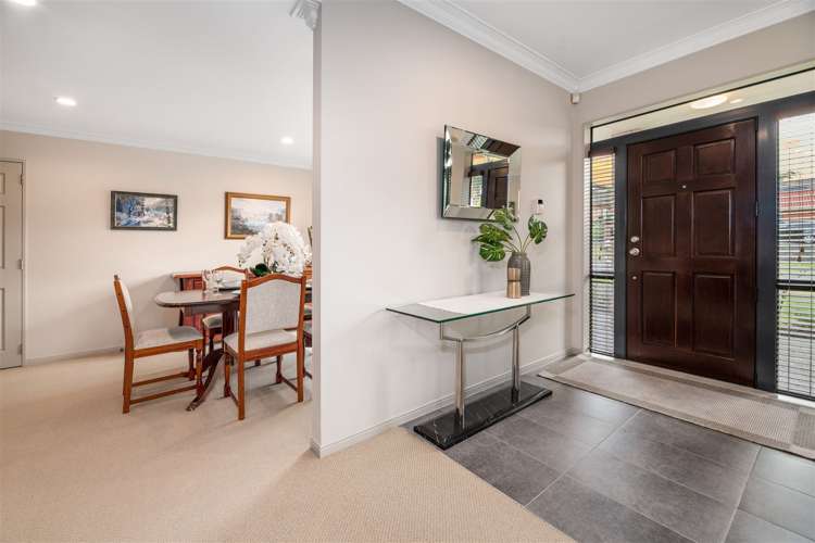 6 Leafield Crescent Henderson_22