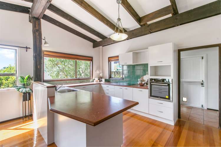 48 Hadfield Street Beach Haven_11