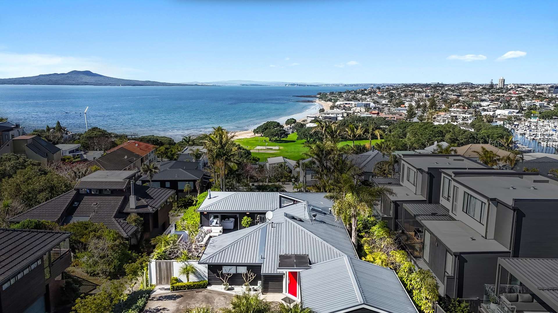 2/16 Marama Street Castor Bay_0