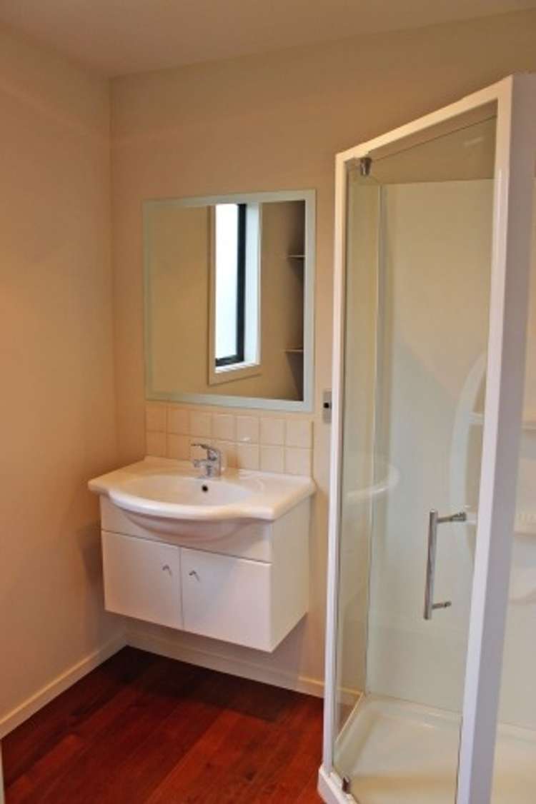 52 Ferry Lane 10126_7