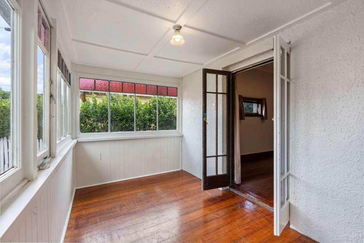 5 Riro Street Point Chevalier_7