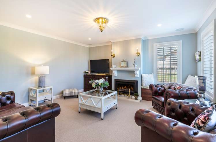 35 Coprosma Crescent Waipahihi_9