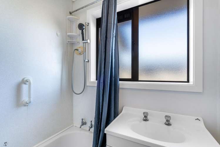 12 Mepal Place Kingswell_12