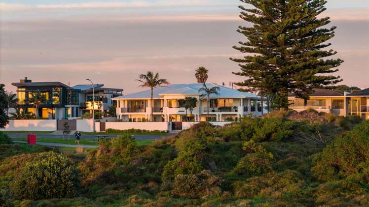 91 Marine Parade Mount Maunganui_17