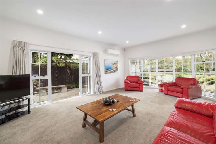 6 Pasadena Place Harewood_6