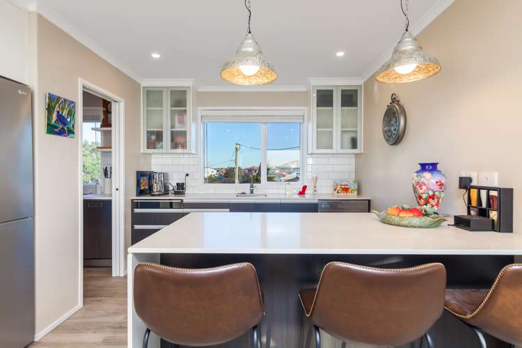 1268b Whangaparaoa Road Gulf Harbour_10