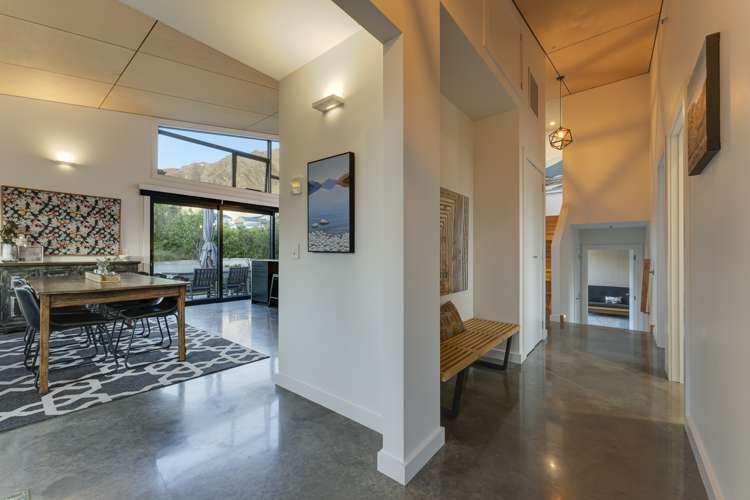 2 Falconer Rise Jacks Point_7