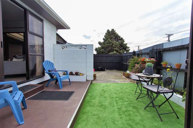 73 Hargood Street Woolston_3