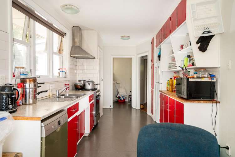 31 Tukanae Street Strathmore Park_6