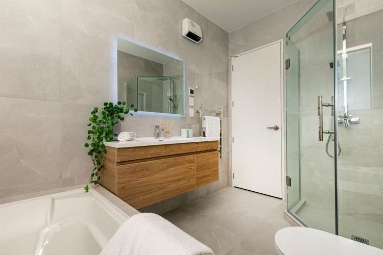 19 Tautoru Avenue Orewa_19